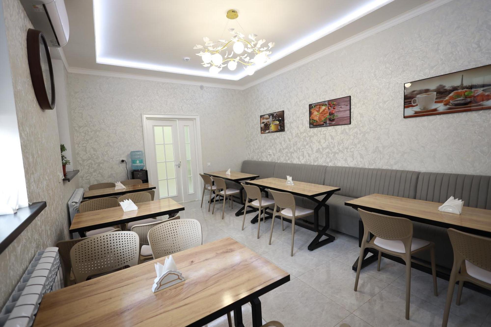 Ideal Hotel Nukusz Kültér fotó