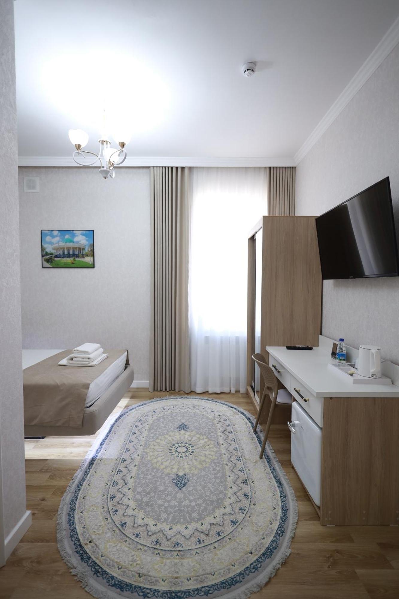 Ideal Hotel Nukusz Kültér fotó